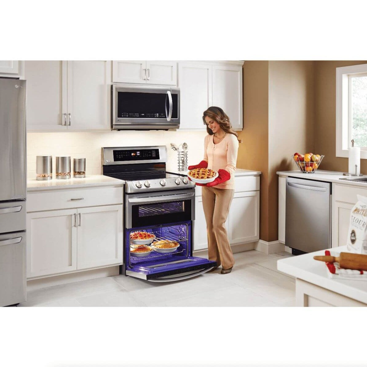 LG 30 Inch Freestanding Electric Range with Double Oven in Stainless Steel 7.3 Cu.Ft. (LDE4413ST)
