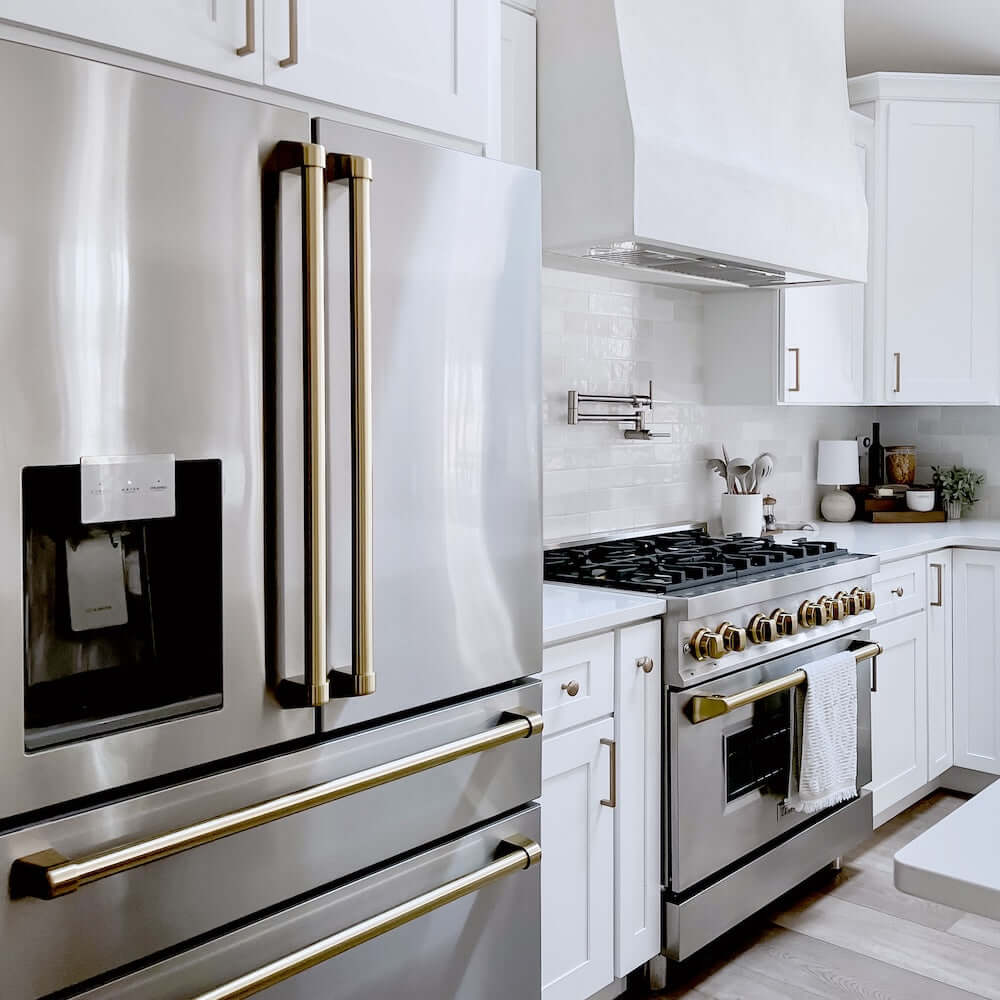 ZLINE Autograph Edition 36 in. 4.6 cu. ft. Legacy Dual Fuel Range with 6 Burner Gas Cooktop and Electric Convection Oven in Stainless Steel and Champagne Bronze Accents, Open Box-Great Condition