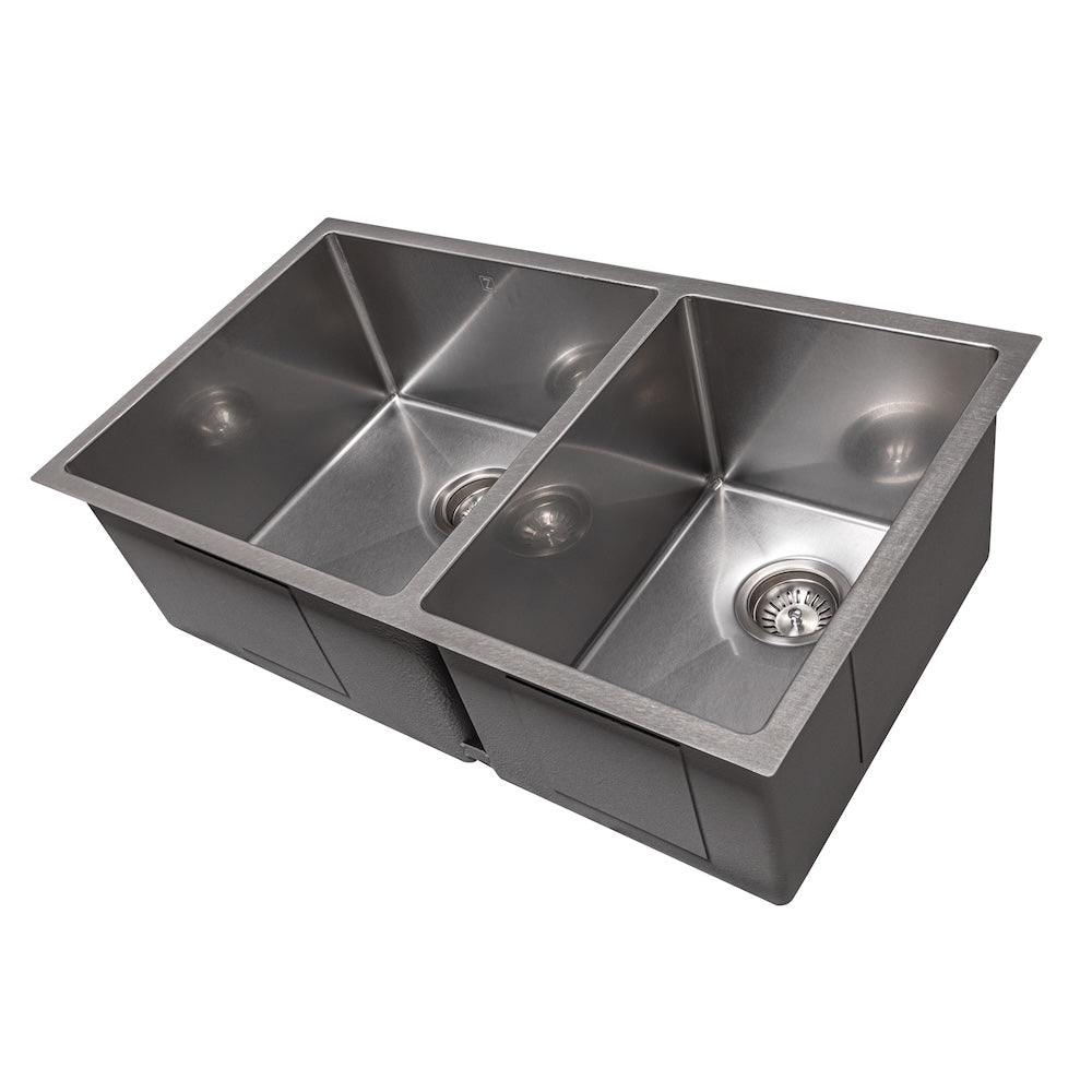 ZLINE 33 in. Chamonix Undermount Double Bowl Kitchen Sink with Bottom Grid (SR60D-33) DuraSnow