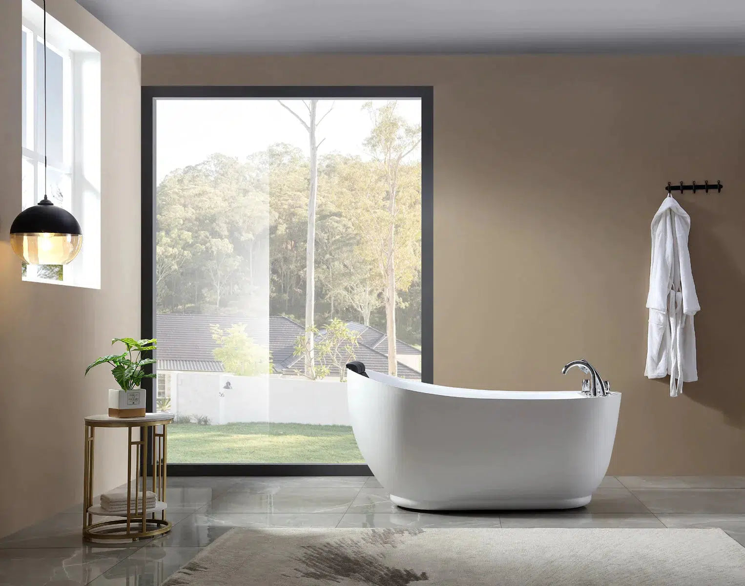 Empava 67 in. Freestanding Jetted Bathtub in White Acrylic (67AIS05) 