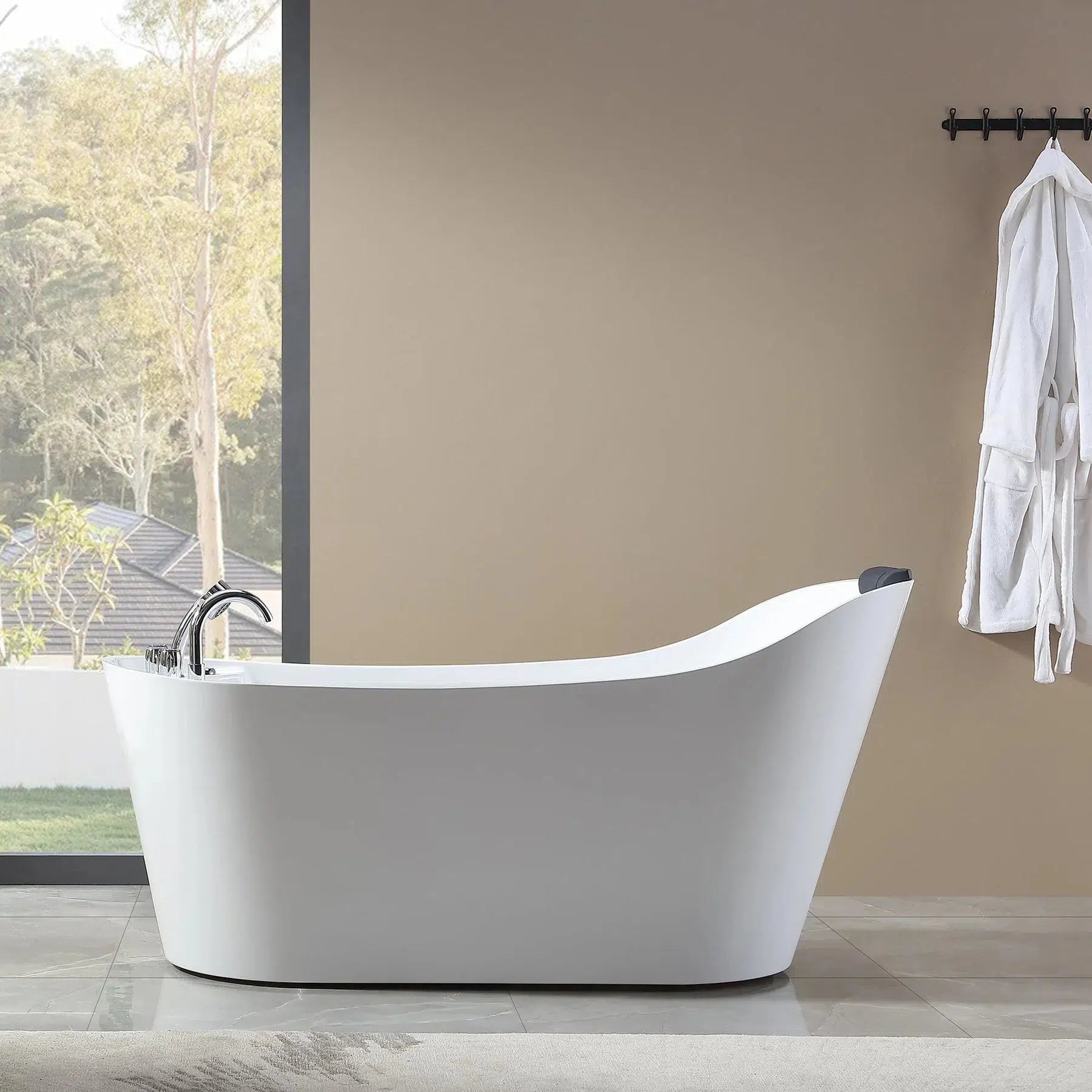 Empava 67 in. Freestanding Jetted Bathtub in White Acrylic (67AIS09)