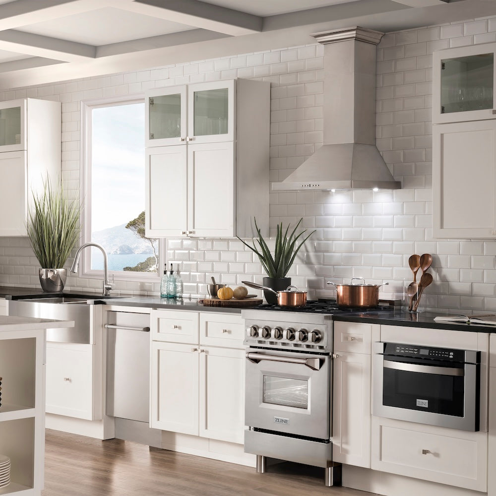 ZLINE 24 in. 2.8 cu. ft. Legacy Dual Fuel Range with 4 Burner Gas Cooktop and Electric Convection Oven in Stainless Steel, Open Box-Good Condition