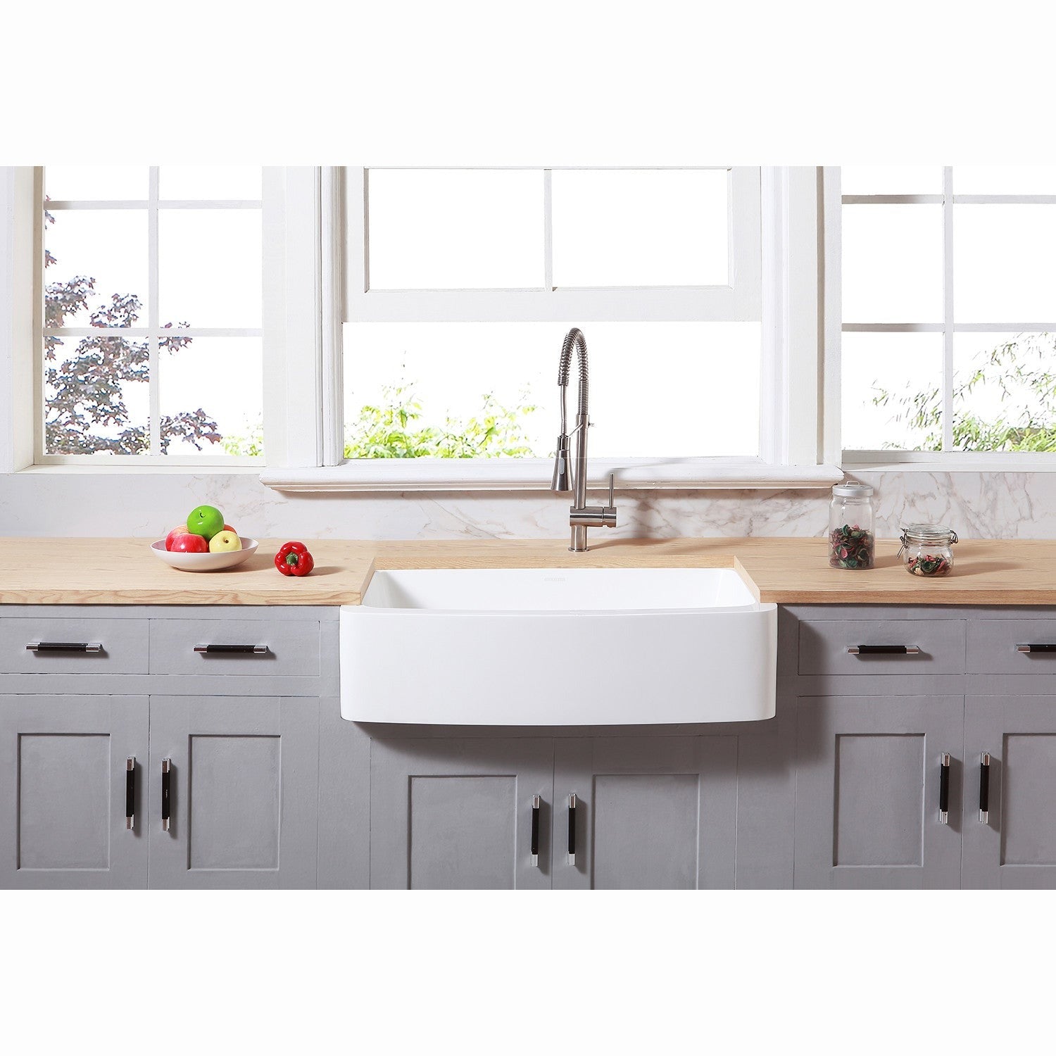 Kingston Brass Solid Surface 33 in. x 22 in. Farmhouse Single Bowl Kitchen Sink, Matte White Matte White