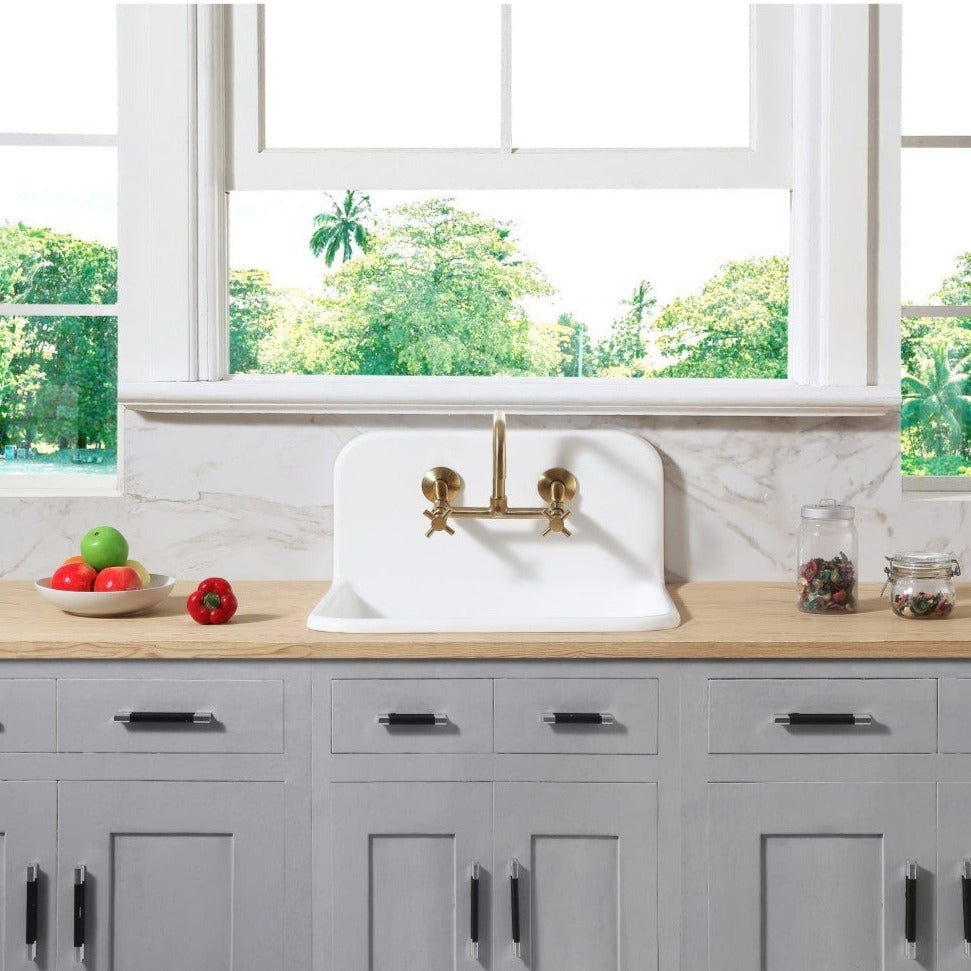 Kingston Brass Arcticstone 24 in. Solid Surface Farmhouse Kitchen Sink with Backsplash, Matte White (GKTA242119) Matte White