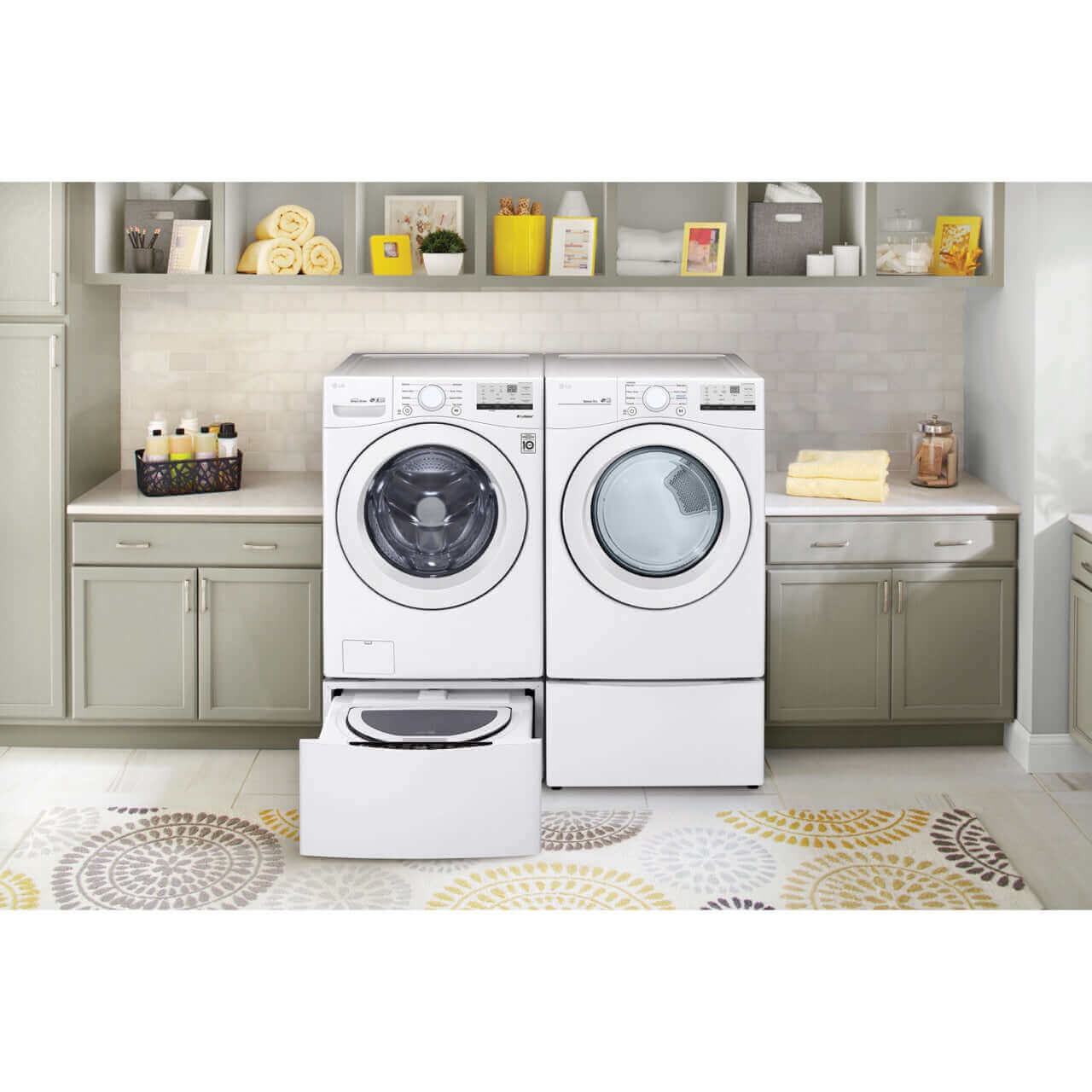 LG 27 In. 4.5-Cu. Ft. Front Load Washer in White (WM3400CW)