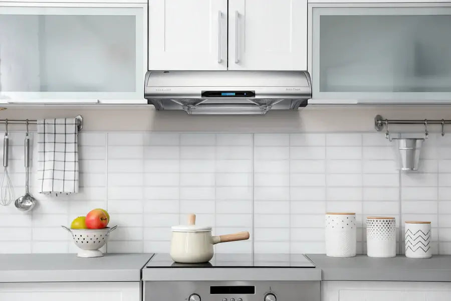 Hauslane Chef 30 in. Ducted Stainless Steel Under Cabinet Range Hood (UC-C400SS-30) lifestyle, in a luxury kitchen.