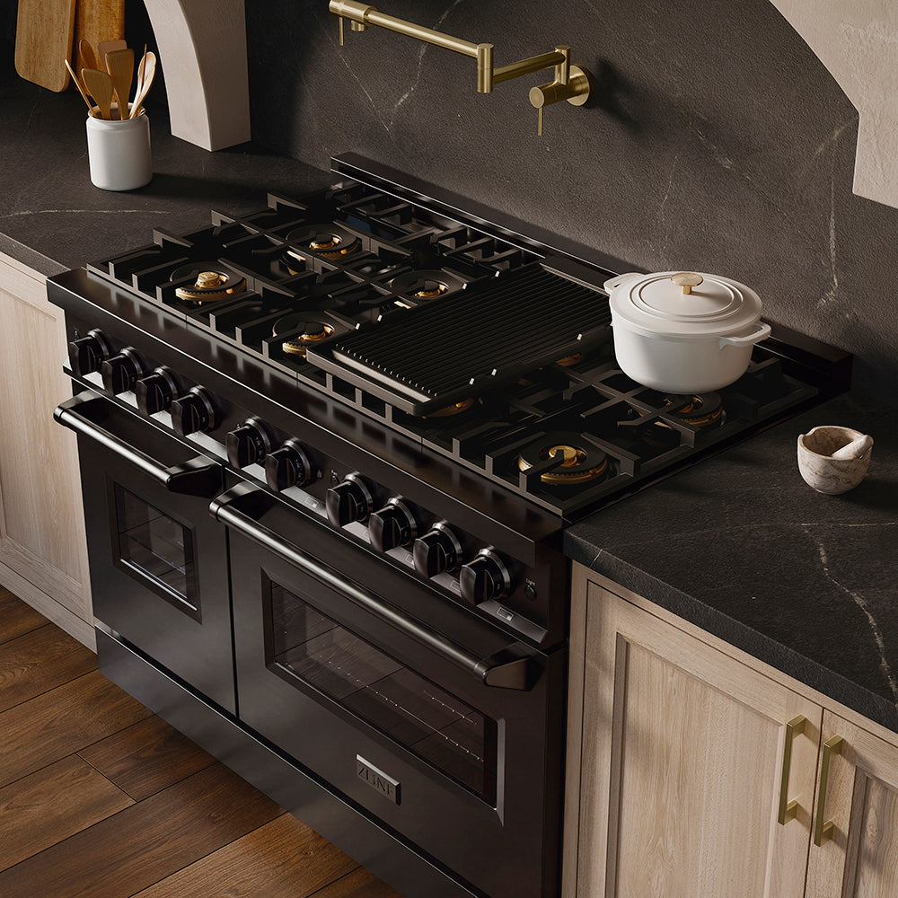 ZLINE 48 in. 6.7 cu. ft. Classic Dual Fuel Range with 8 Burner DuoPro™ Cooktop and Dual Ovens in Black Stainless Steel, Open Box-Great Condition