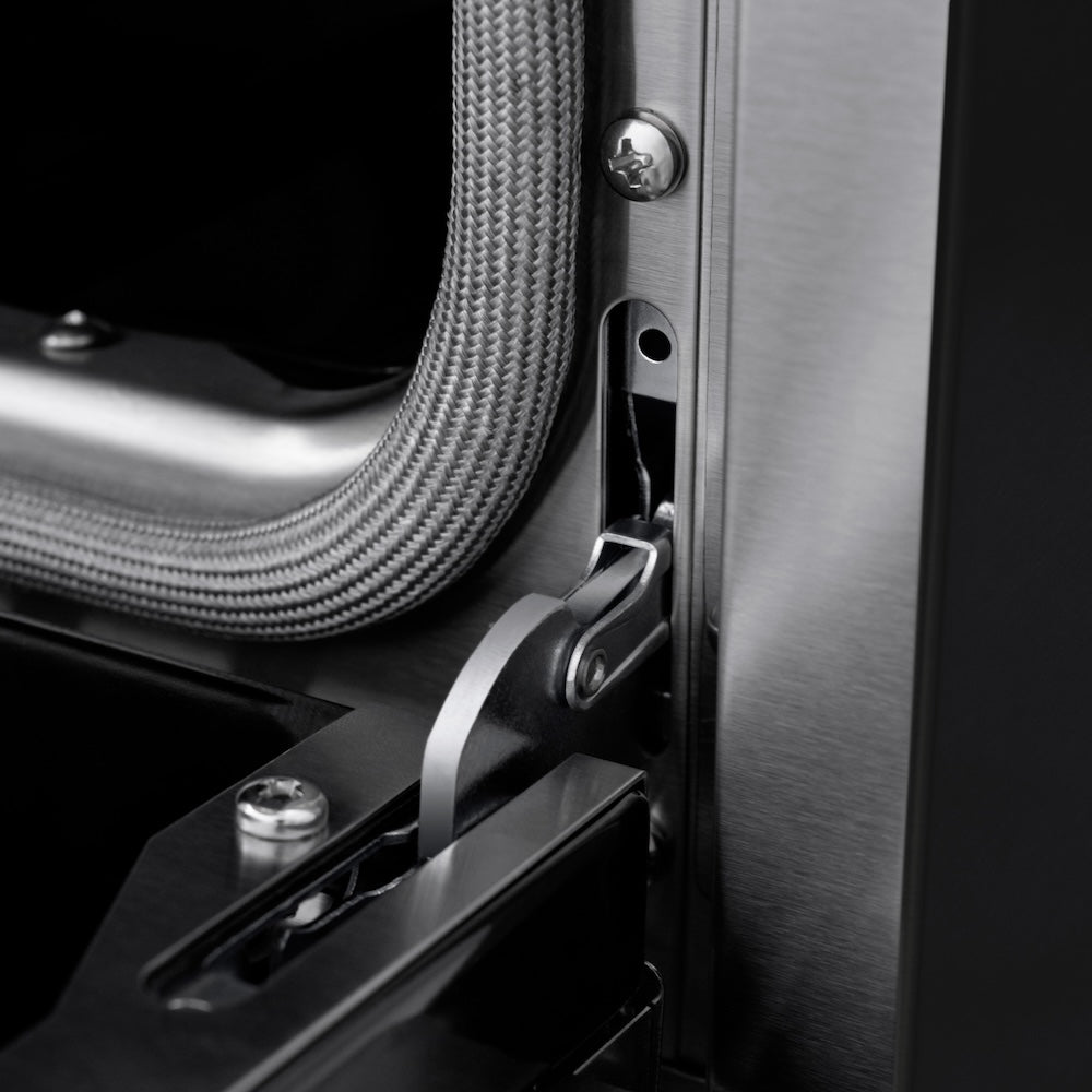 ZLINE 36 in. 5.2 cu. ft. Paramount Gas Range with 6 Burner Cooktop and Convection Gas Oven in Black Stainless Steel (SGRB-36) detail StayPut oven door hinges.