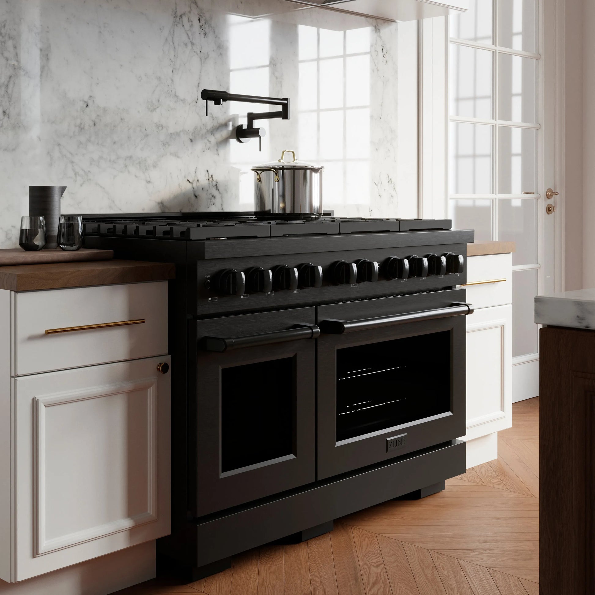 ZLINE 48 in. 6.7 cu. ft. Paramount Double Oven Gas Range with 8 Burner Cooktop in Black Stainless Steel, Open Box-Great Condition