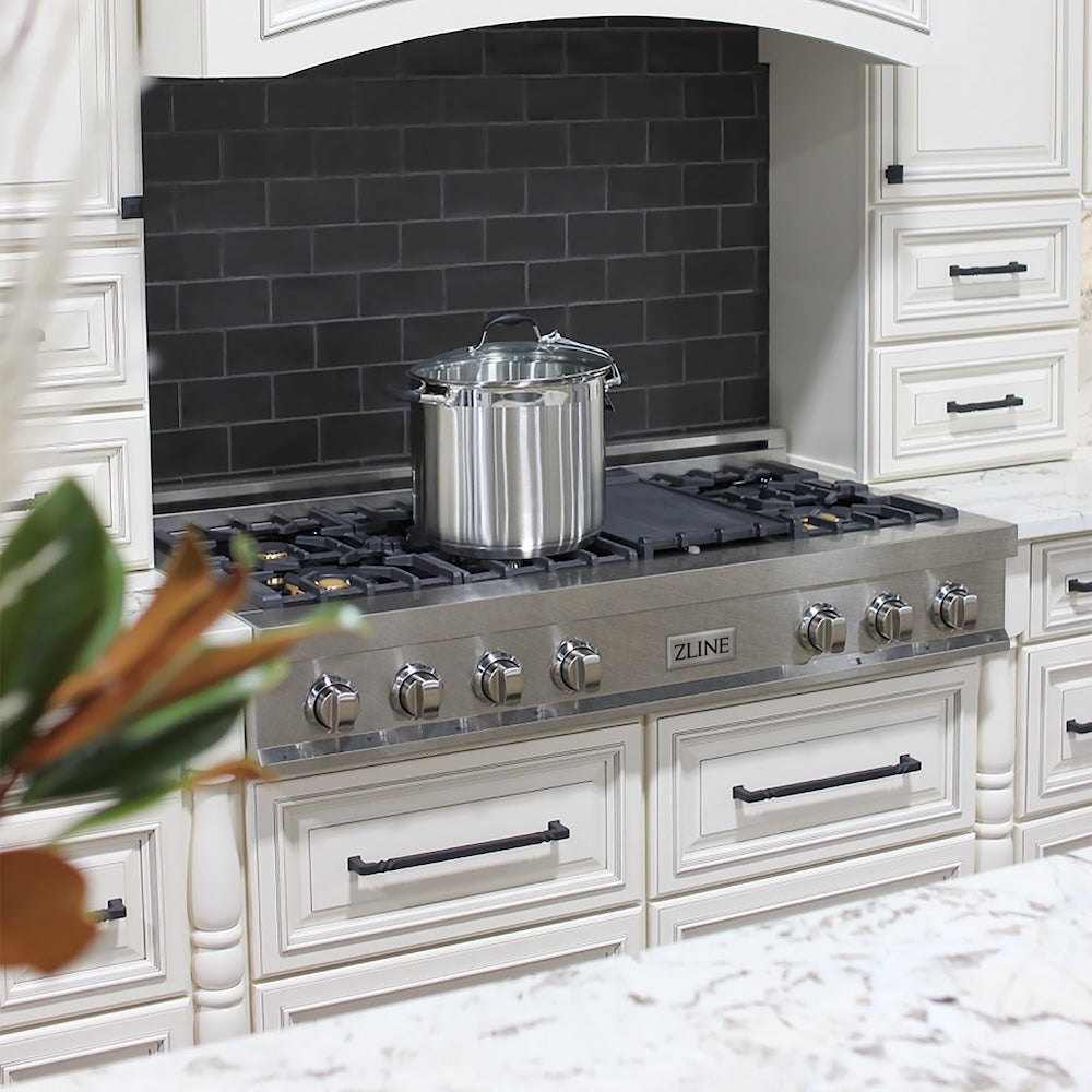 ZLINE 48 in. Porcelain Gas Stovetop in DuraSnow® Stainless Steel with 7 Gas Burners with Brass Burners and Griddle (RTS-BR-48) front, top.
