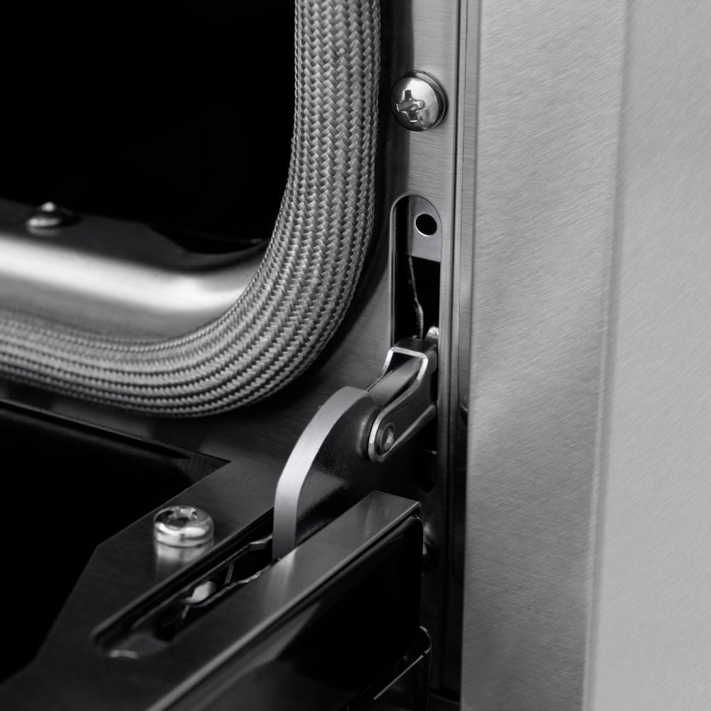 ZLINE 36 in. 5.2 cu. ft. Paramount Gas Range with 6 burner Cooktop and Convection Gas Oven in Satin Stainless Steel (SGRS-36) StayPut oven door hinge.