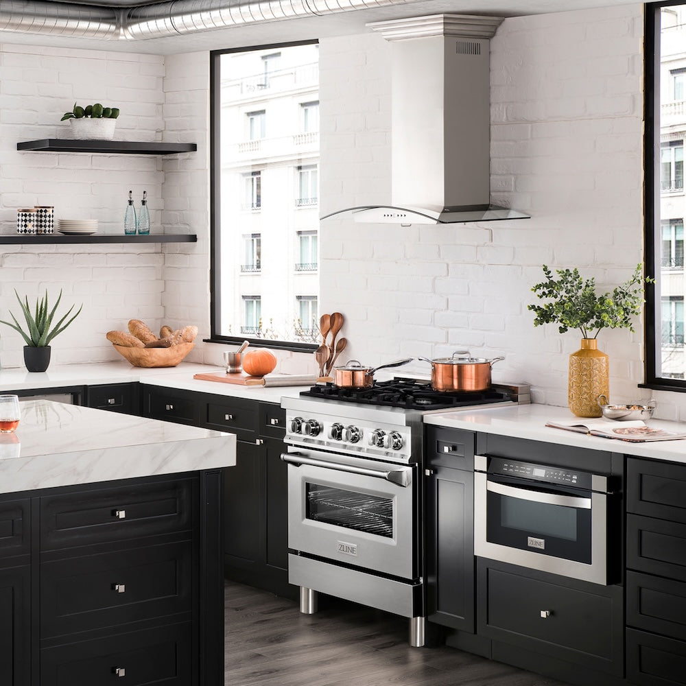 ZLINE 30 in. 4.0 cu. ft. Legacy Dual Fuel Range with 4 Burner Gas Cooktop and Electric Convection Oven in Stainless Steel, Open Box-Excellent Condition