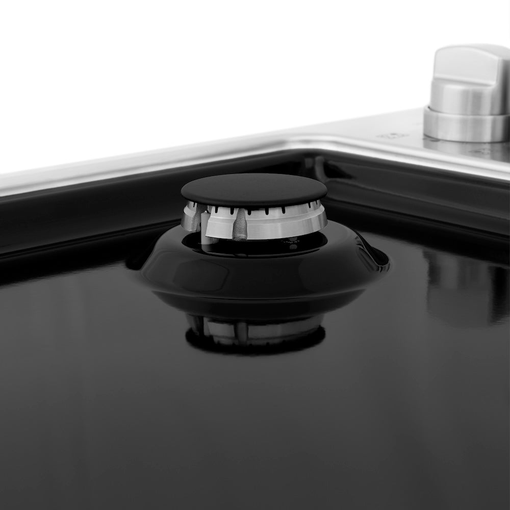 ZLINE 30 in. Gas Cooktop with 4 Gas Burners and Black Porcelain Top (RC30-PBT) close-up, burners.