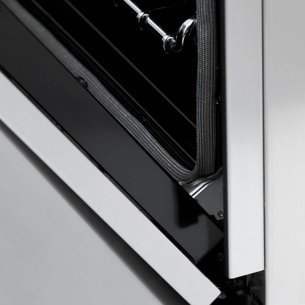 ZLINE 48 in. 6.0 cu. ft. Range with Natural Gas Stove and Natural Gas Oven in Stainless Steel (RG48) detail StayPut oven door hinges.