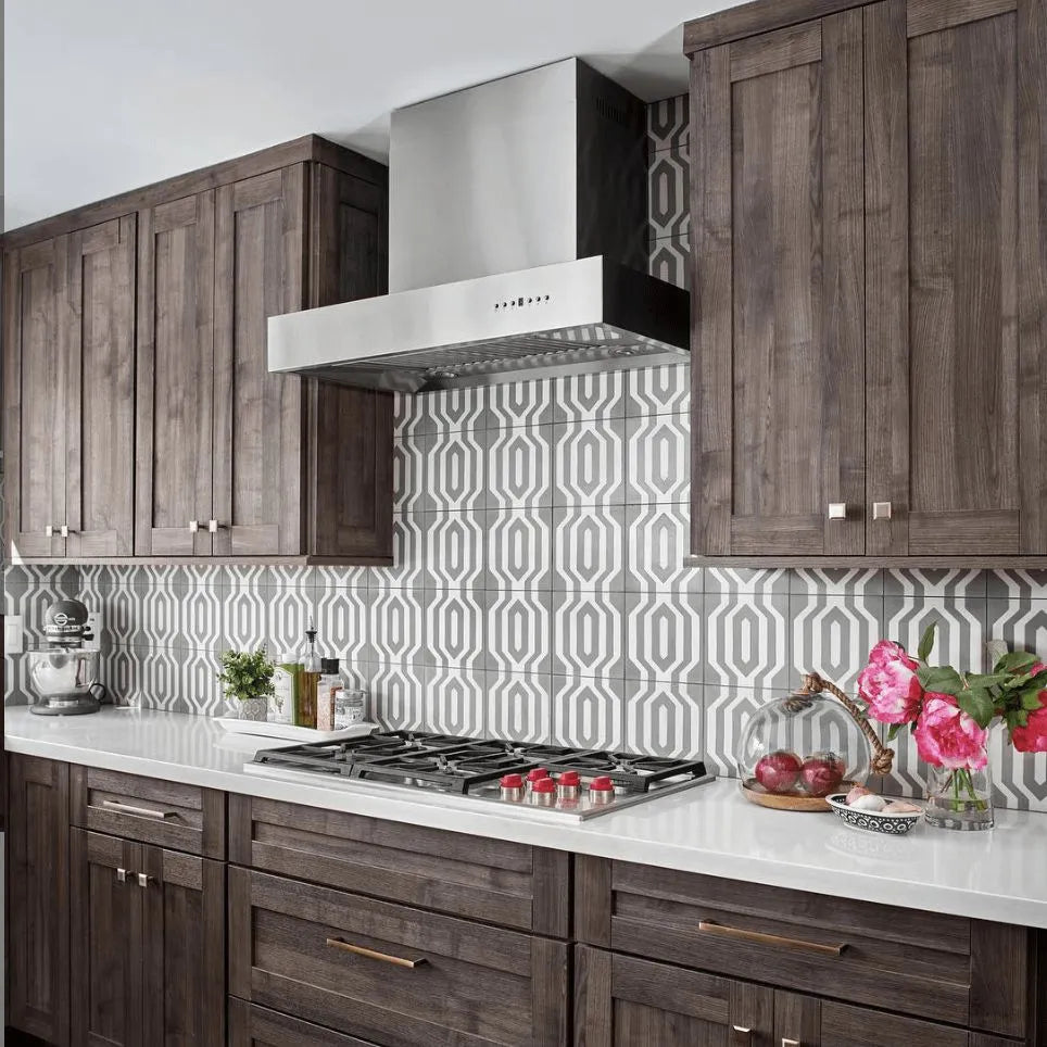 ZLINE Convertible Professional Wall Mount Range Hood in Stainless Steel (KECOM) 