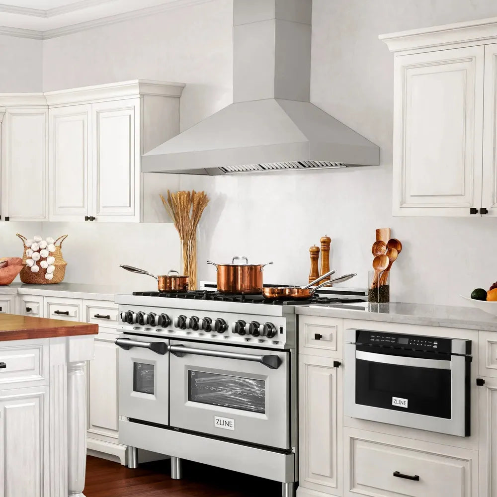 ZLINE 36 in. Professional Convertible Vent Wall Mount Range Hood in Stainless Steel, Open Box-Great Condition