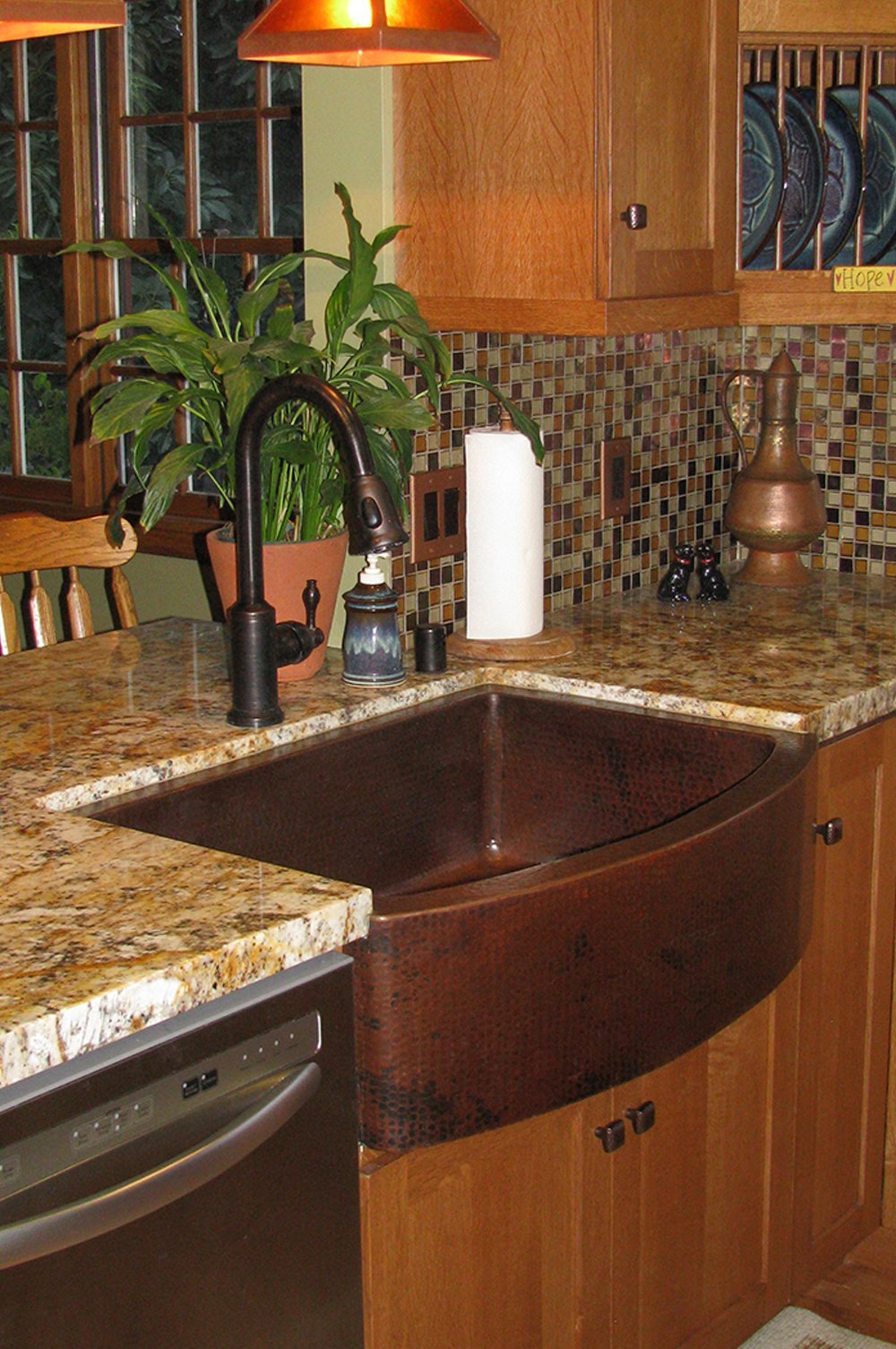 33" Hammered Copper Rounded Apron Front Single Basin Kitchen Sink - Rustic Kitchen & Bath - Kitchen Sink - Premier Copper Products