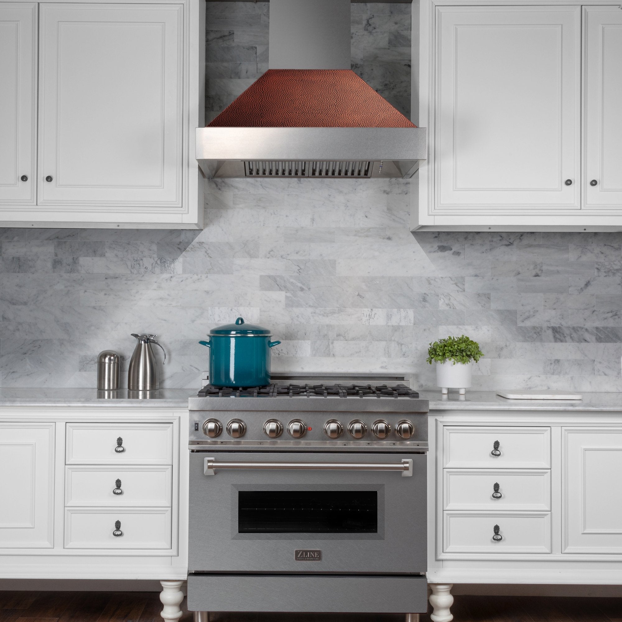 ZLINE Ducted Fingerprint Resistant Stainless Steel Range Hood with Hand-Hammered Copper Shell (8654HH)