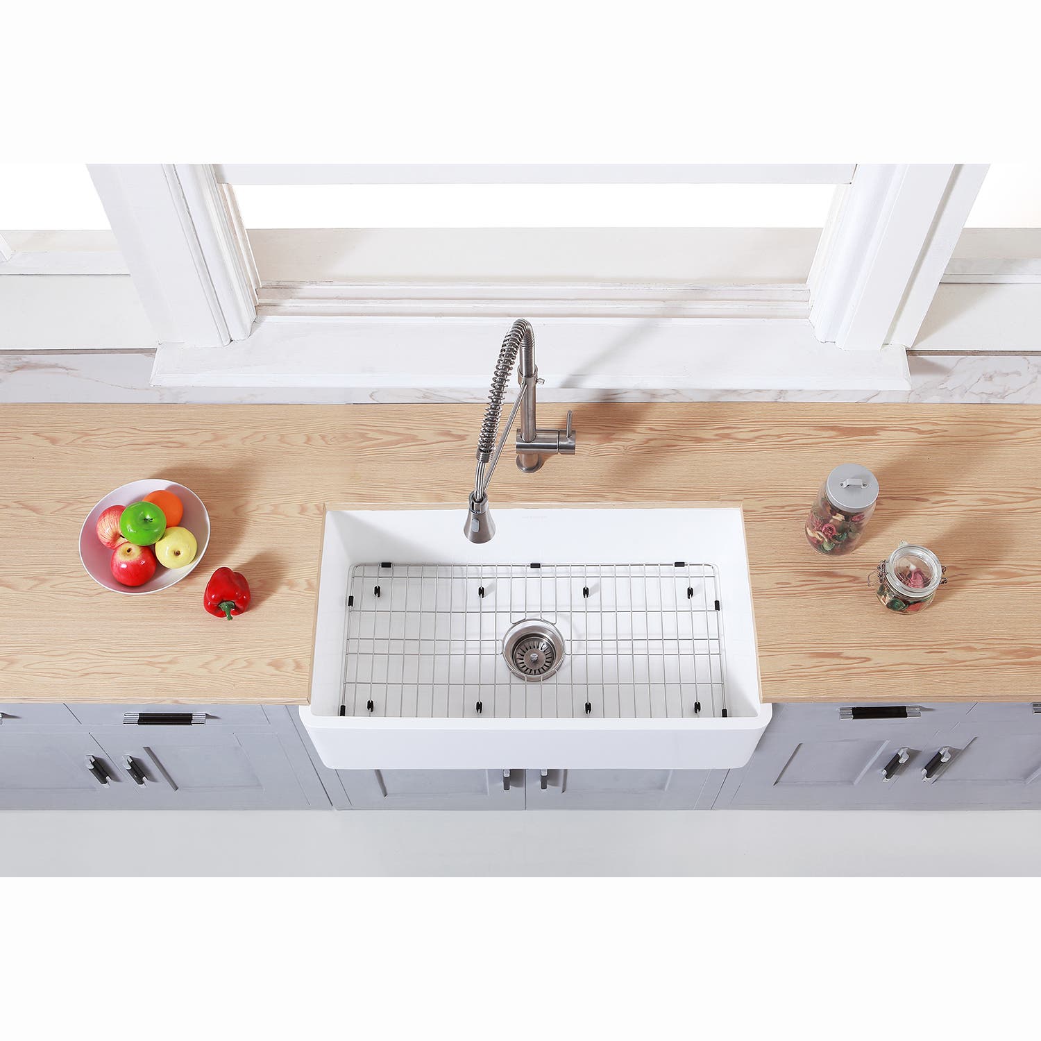 Kingston Brass 36 in. Farmhouse Kitchen Sink with Strainer and Grid, Matte White (KGKFA361810BC)