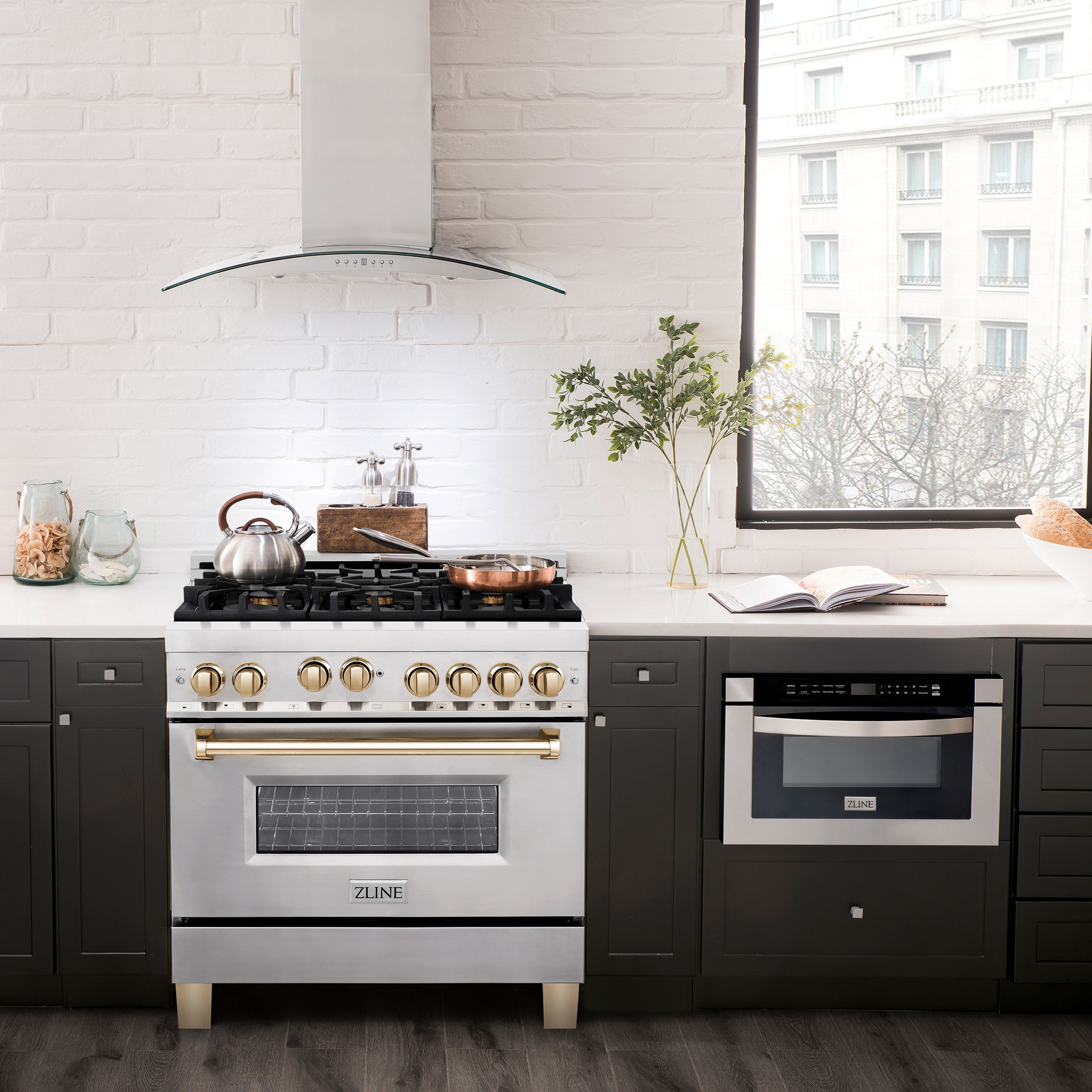 ZLINE Autograph Edition 36 in. 4.6 cu. ft. Range with Gas Stove and Gas Oven in Stainless Steel with Accents (RGZ-36)