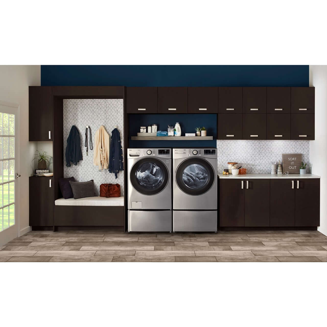 LG 27 In. 4.5-Cu. Ft. Front Load Washer with Steam Technology in Graphite Steel (WM3600HVA)