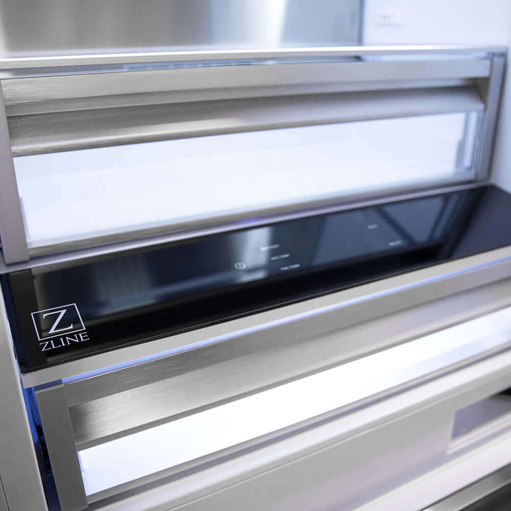 CrispControl Drawer uses an adjustable temperature zone to keep fruits and vegetables fresh.