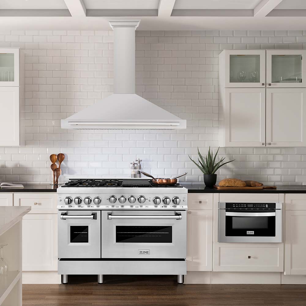 48-inch ZLINE range and range hood in a farmhouse style kitchen