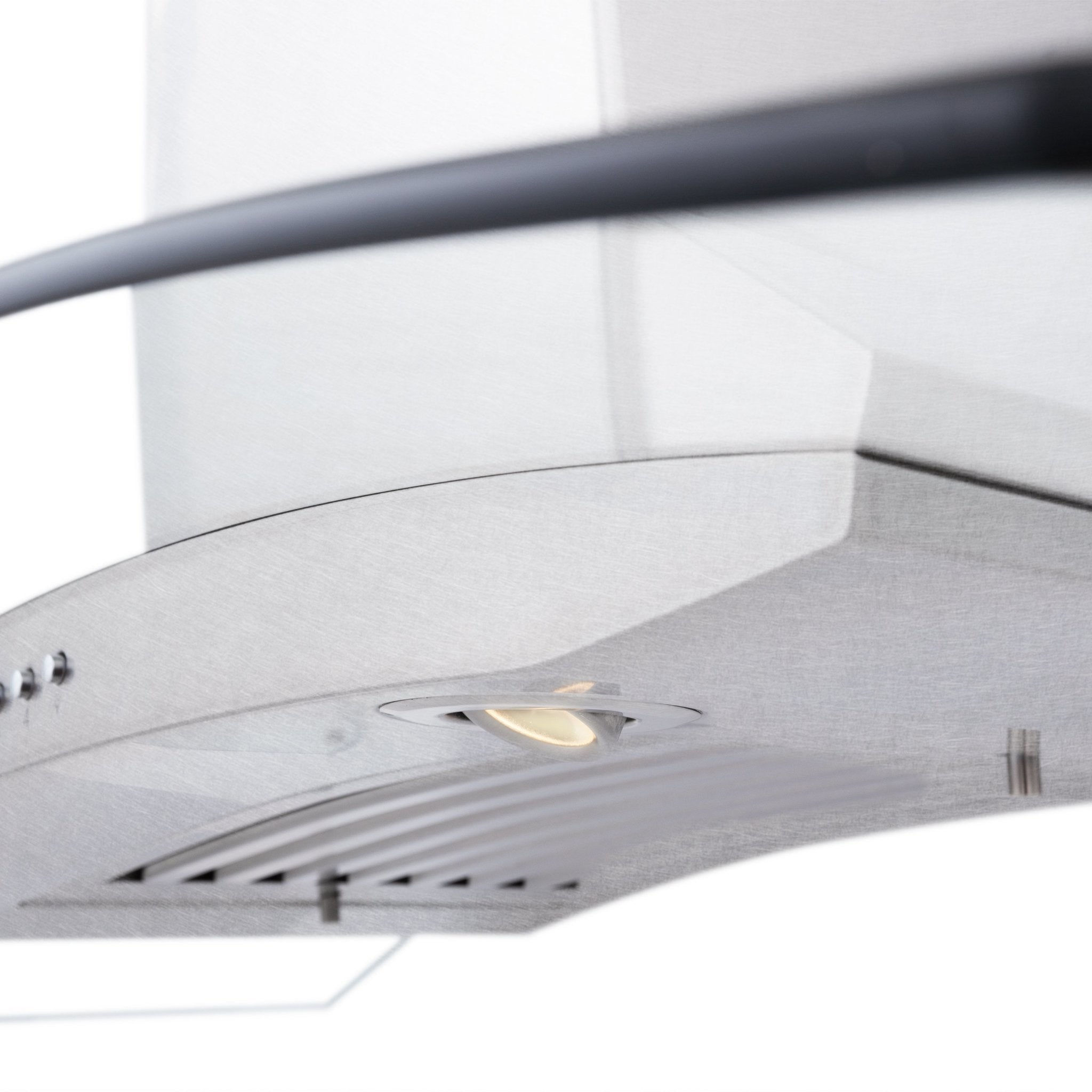 Built-in directional LED cooktop lighting.
