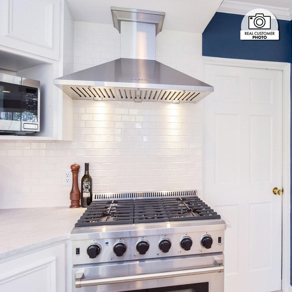 ZLINE Convertible Vent Wall Mount Range Hood in Stainless Steel with Crown Molding (KL2CRN) real customer photo.